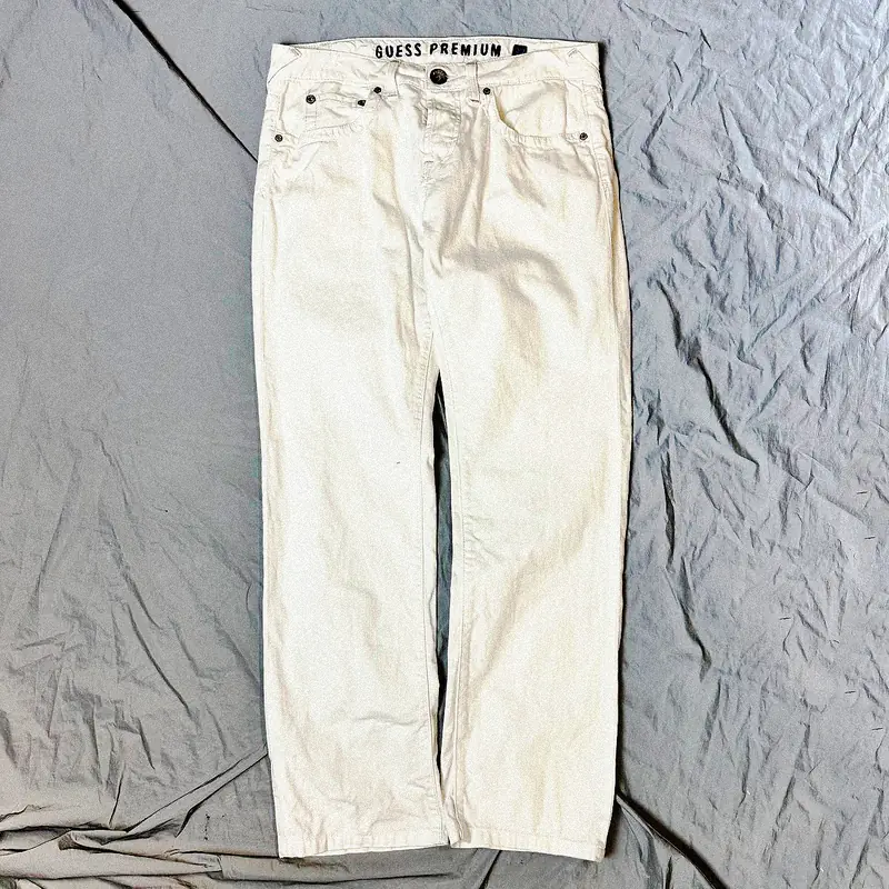 Guess Premium